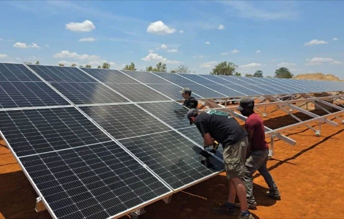 Global Footprint | "From Coal Land to Green Land": Solargiga Energy's Giga Series PV Modules Make Their Debut in Zimbabwe