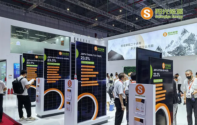 Solargiga Energy Exhibits Its Products at SNEC 2025, Reconstructing the Photovoltaic Value Formula with a Full-scenario N-type Product Matrix
