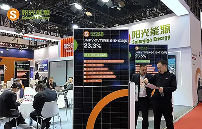 Exhibition Updates | Solargiga Energy Exhibited Giga-N Product Matrix at CEEC 2025 in Beijing, Strongly Solving the Difficulties of Scenario Application