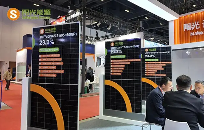Exhibition Updates | Solargiga Energy Exhibited Giga-N Product Matrix at CEEC 2025 in Beijing, Strongly Solving the Difficulties of Scenario Application